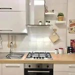 Casa Via Toledo. Centralissima E Vicina Al Porto Appartamento *