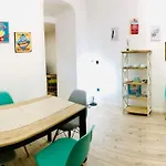 Casa Via Toledo. Centralissima E Vicina Al Porto