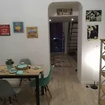 Casa Via Toledo. Centralissima E Vicina Al Porto Appartamento