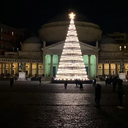 Casa Via Toledo. Centralissima E Vicina Al Porto Naples